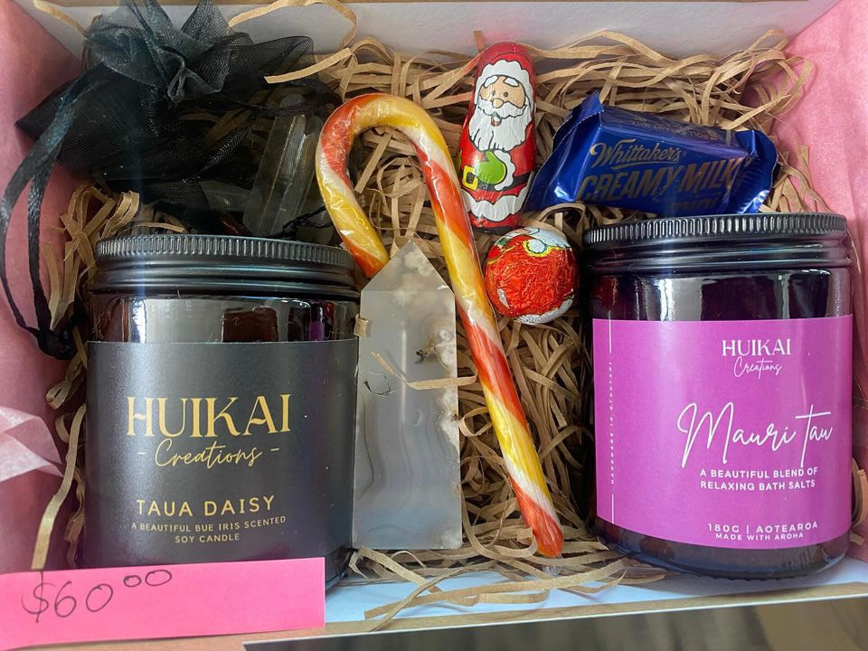 Huikai Creations Gift Box